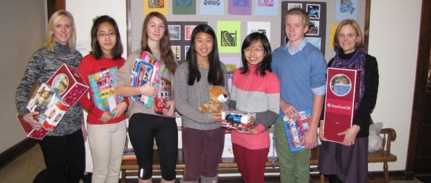 (left to right) Cassi Gerdsen, Director of Campus Photography, is joined by Blair Academy students Emily Choi, Alecia Mund, Emily Wan, Trang Duong, Christopher Berry-Toon, and Kaye Evans, Coordinator of Community Service.