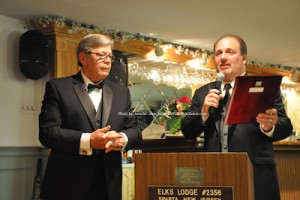 Anthony Alfonso presents Bill Curcio with his plaque. Photo by Jennifer Jean Miller.